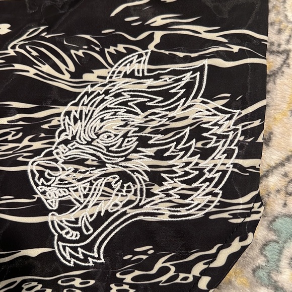 DARC Sport size XL shorts - Picture 3 of 5